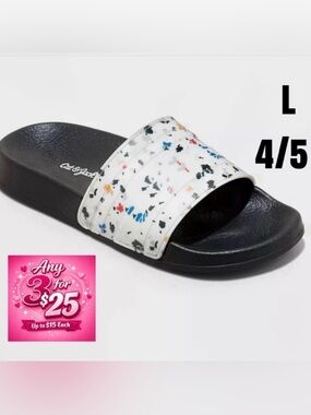 Cat & Jack slide on sandals size Large 4/5
